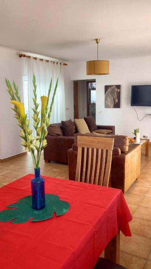 Holidayhouse In - Stylish House In Old Town Apartment Lagos