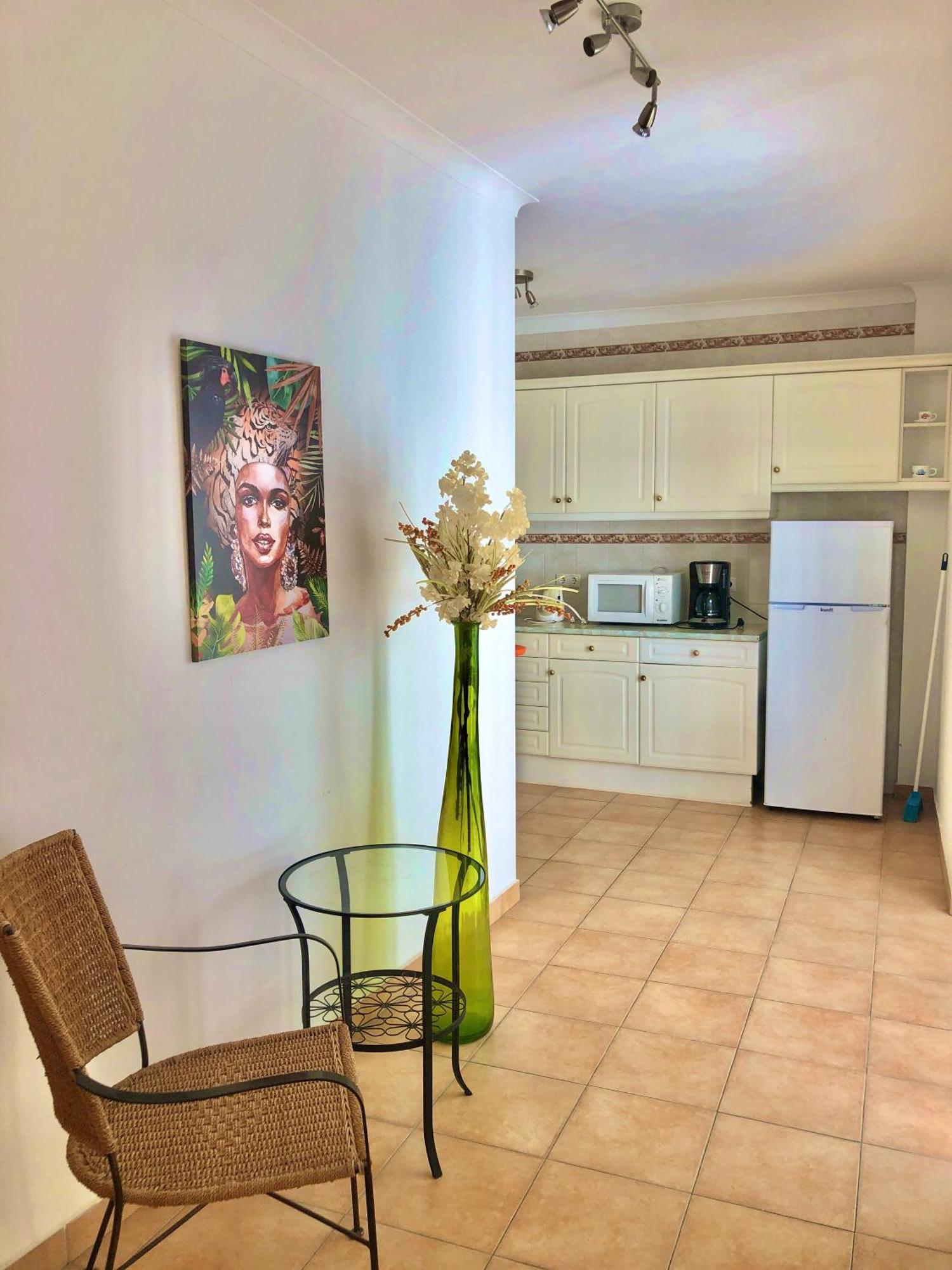 Holidayhouse In - Stylish House In Old Town